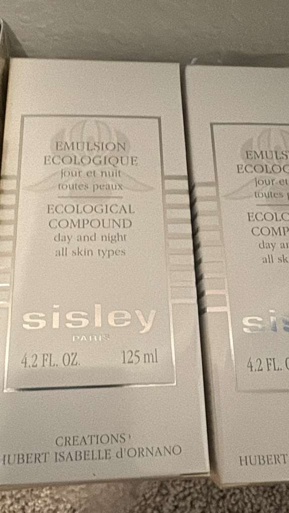 Sisley Ecological Compound Advanced Formula Day&Night All Skin Types 4.2oz/125ml Fit And Glow